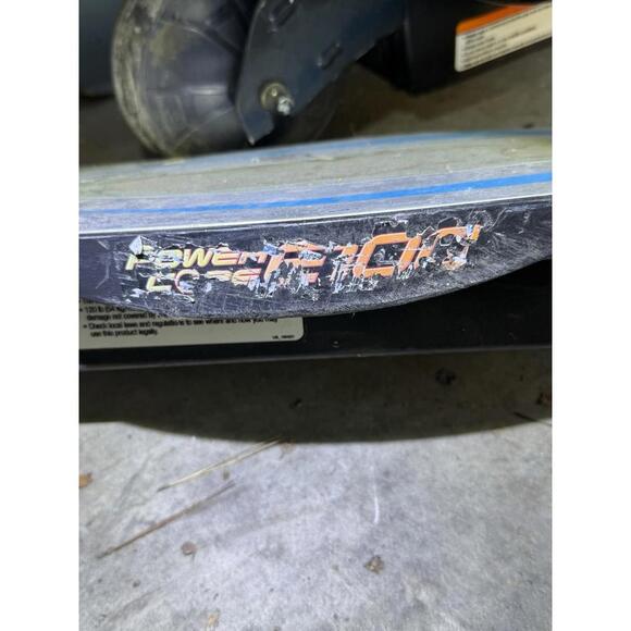 2x Razor Power Core E100 Electric Scooters – As-Is / Untested - Picture 5 of 7